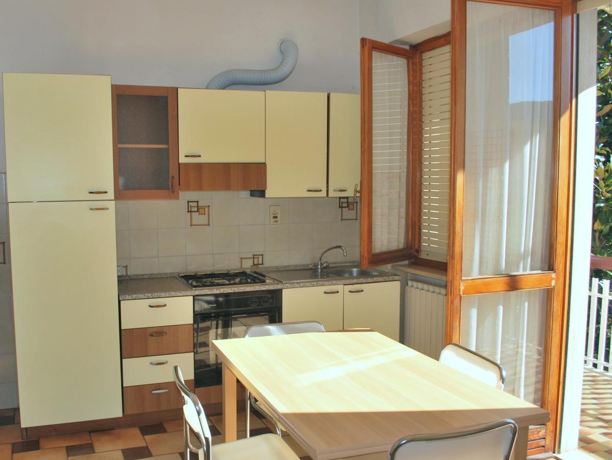 Апартаменты Casa Vacanze Orchidea Диано-Марина Экстерьер фото